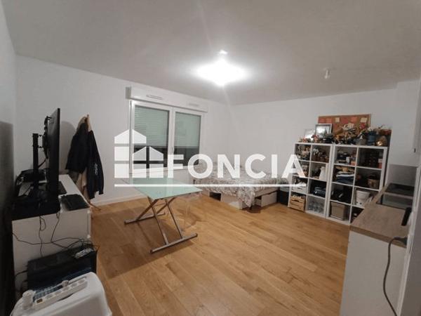 Location Studio 30.3 m² - RUE DE LONDRES Lens 62300