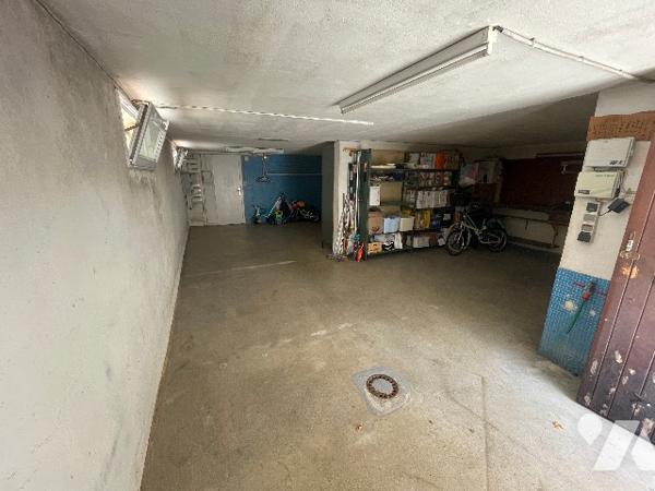 Maison avenue de la SOUDE 13009, 7 pièces dans lotissement privé, 144m² sur parcelle de 920m².