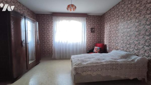 Pavillon individuel en semi plain pied avec sous-sol complet