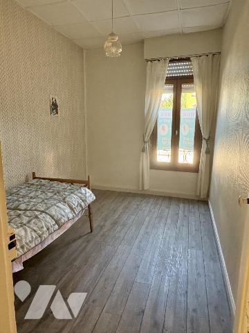 Maison à usage d'habitation 