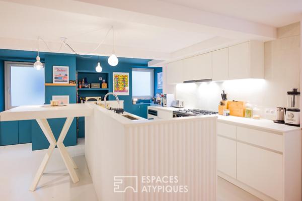Maison entièrement rénovée avec patio et double garage en hypercentre