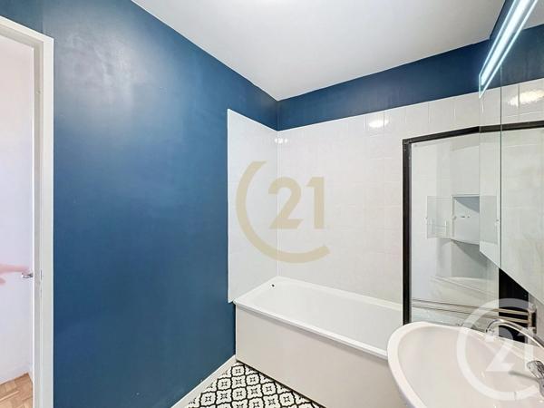 Appartement F2 à vendre  2 pièces - 46,80 m 2   LEVALLOIS PERRET  - 92