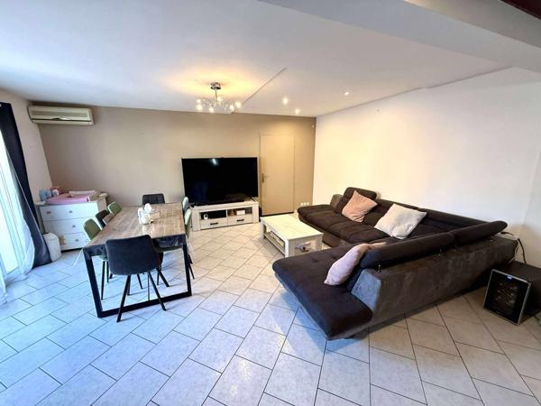 Maison T5 de 120 m² habitables avec grande terrasse Claira