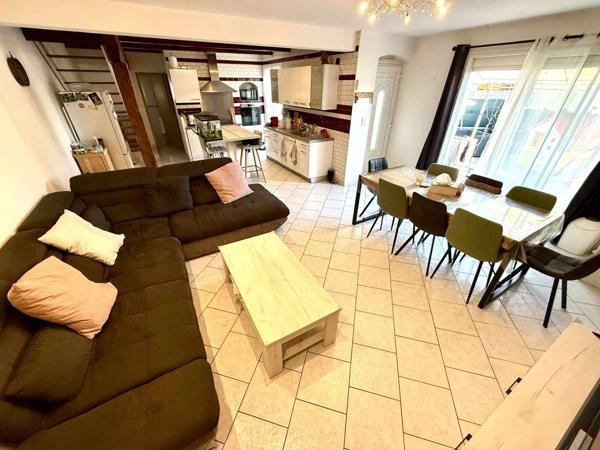 Maison T5 de 120 m² habitables avec grande terrasse Claira