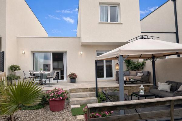 JUVIGNAC – Maison contemporaine environ 103 m² avec Jardin