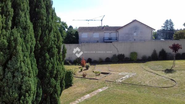 APPARTEMENT T4 - CHU