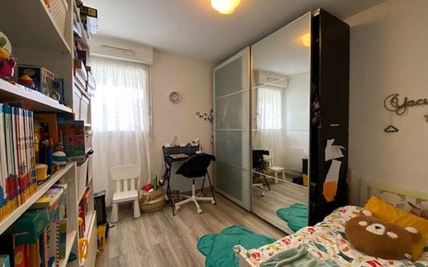 Appartement à vendre    4 pièces • 71 m2 Cergy