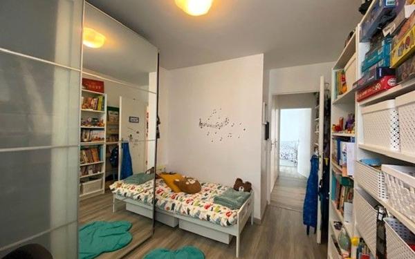 Appartement à vendre    4 pièces • 71 m2 Cergy