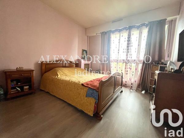 Appartement 4 pièces de 84 m² à Saint-Gratien (95210)