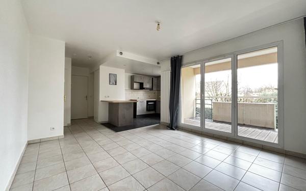 Appartement à vendre    2 pièces • 43 m2 Chessy