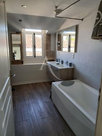 Très bel appartement MEUBLE 2 chambres - Jonzac centre ville