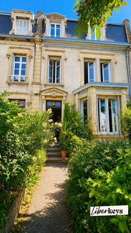 Maison bourgeoise du XIXème siècle - 223 m²- Centre de Vienne