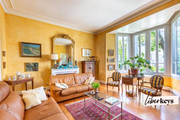 Maison bourgeoise du XIXème siècle - 223 m²- Centre de Vienne