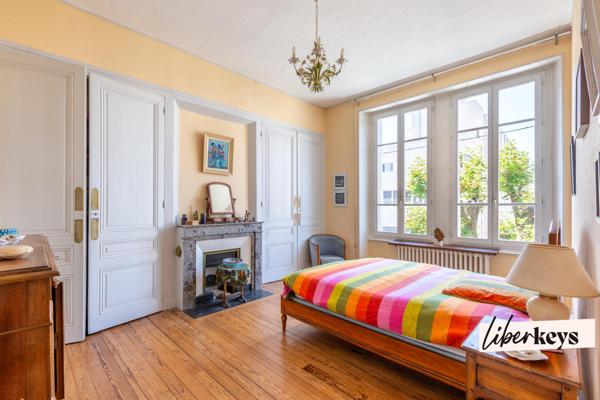 Maison bourgeoise du XIXème siècle - 223 m²- Centre de Vienne