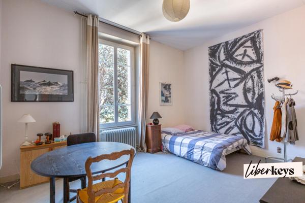 Maison bourgeoise du XIXème siècle - 223 m²- Centre de Vienne