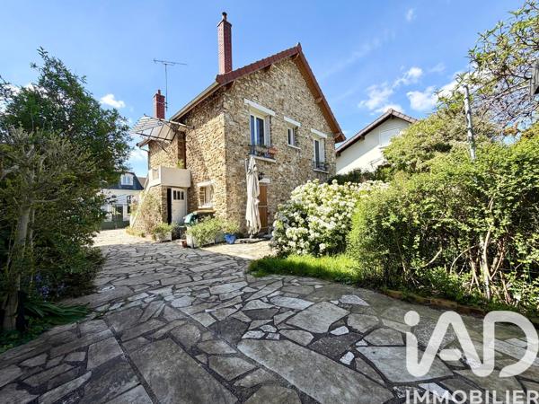 Maison à vendre 4 pièces 108,84 m² Ormesson-sur-Marne