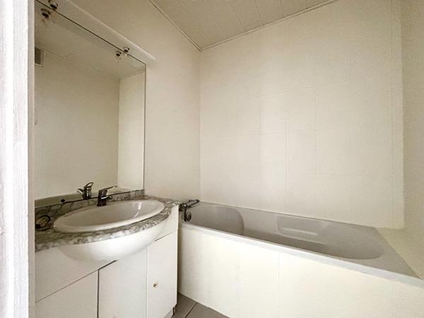 A louer Appartement T3 chauffage collectif inclus à Saint-Étienne - La Métare