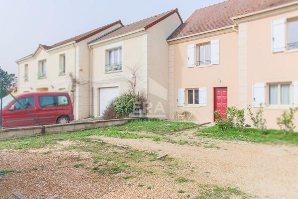 Appartement Duplex avec Jardin 3 pièces à vendre à Saulx-Marchais