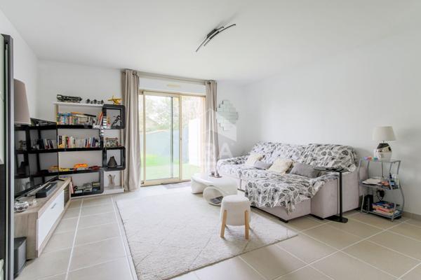 Appartement Duplex avec Jardin 3 pièces à vendre à Saulx-Marchais