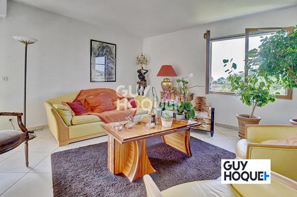 A vendre T5 de 104.60m² en dernier étage à Saint Didier Au Mont D'Or.