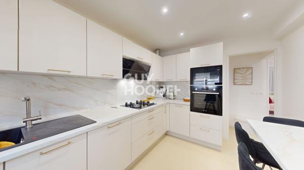 EN EXCLUSIVITE - MAISON 5 PIECES - ENTIEREMENT RENOVEE AVEC JARDIN ET BOX