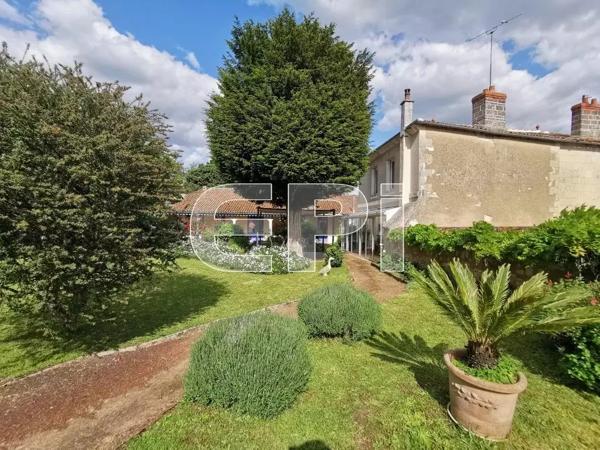 Charmante propriété de 9 pièces à Loudun