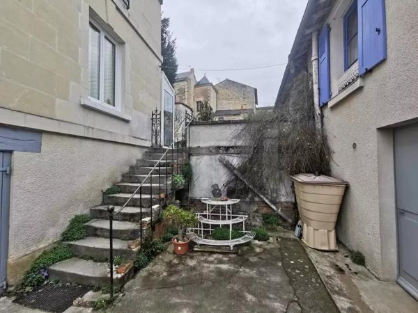 Charmante propriété de 9 pièces à Loudun