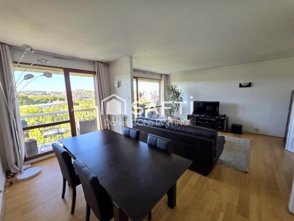 Dernier Etage avec Ascenseur, Belle vue dégagée