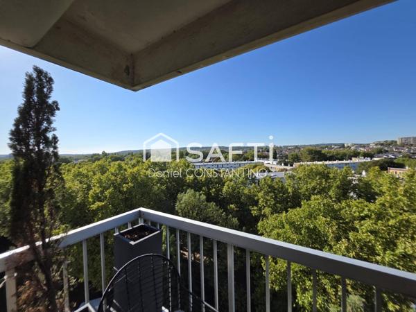 Dernier Etage avec Ascenseur, Belle vue dégagée