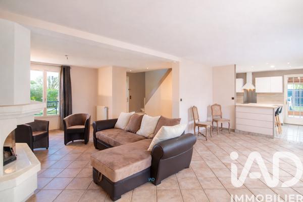 Maison à vendre 7 pièces 180 m² Les Alluets-le-Roi