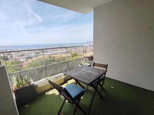 APPARTEMENT 2 pièce(s) T2 TYPE 2 13015 LA VISTE  PARKING TERRASSE