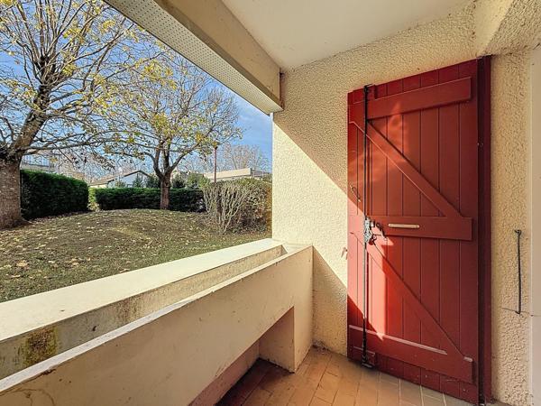 Appartement 28 m2 avec place de parking privative