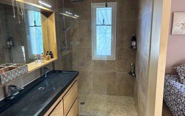 Maison à vendre    5 pièces •  Paulhan