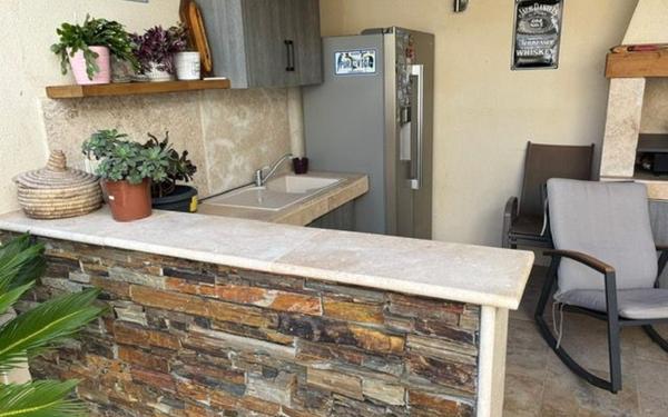 Maison à vendre    5 pièces •  Paulhan