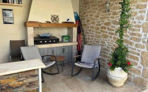 Maison à vendre    5 pièces •  Paulhan