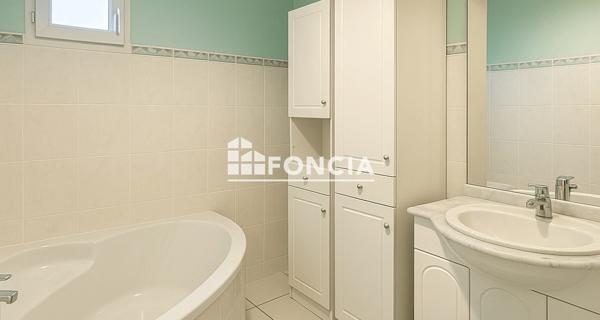 À vendre Immeuble 170 m² - Cournonterral 34660