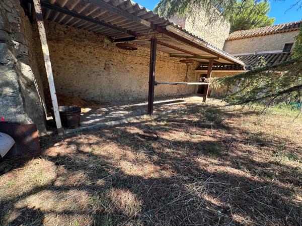 Maison de maitre à PEPIEUX proche CARCASSONNE + appartement avec extérieur