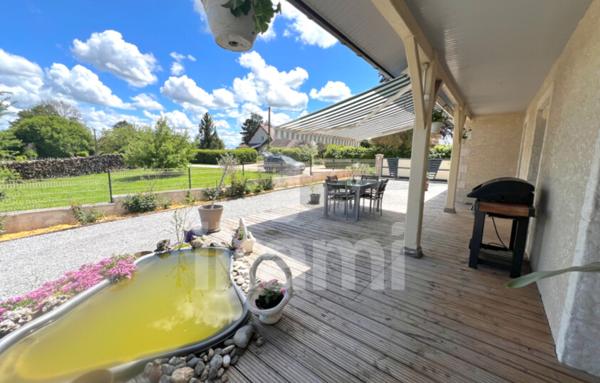 Maison Familiale 165m2 - 9 pièces  - Piscine - Garage indépendant