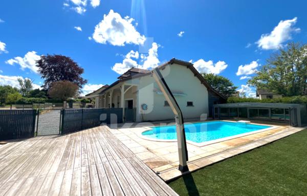 Maison Familiale 165m2 - 9 pièces  - Piscine - Garage indépendant
