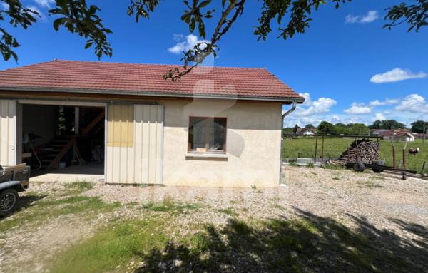 Maison Familiale 165m2 - 9 pièces  - Piscine - Garage indépendant