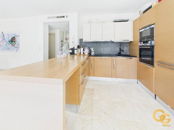 Appartement à THEOULE SUR MER (06590)