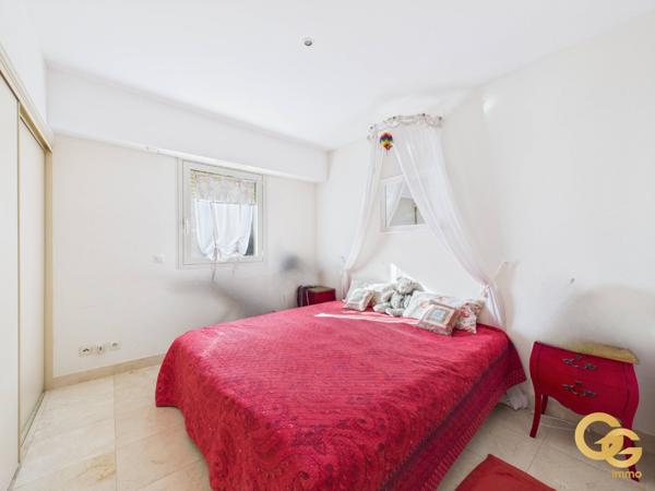 Appartement à THEOULE SUR MER (06590)