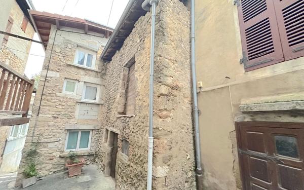 Maison à vendre    2 pièces •  Saint-Nazaire-en-Royans