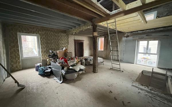 Maison à vendre    2 pièces •  Saint-Nazaire-en-Royans