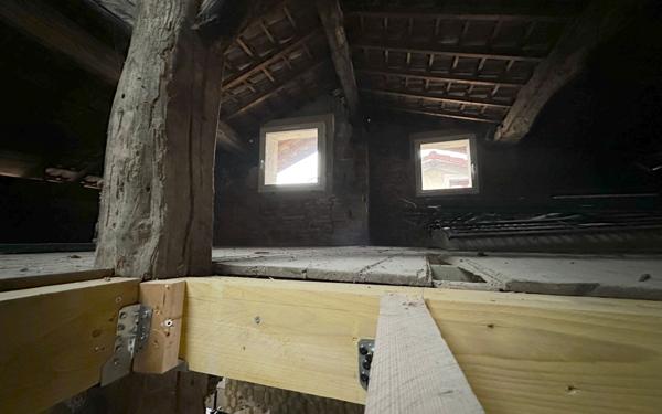 Maison à vendre    2 pièces •  Saint-Nazaire-en-Royans