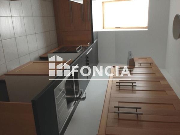 Location Appartement 3 pièces 58.62 m² - PLACE JULES DE BESPLAS Aubergenville 78410