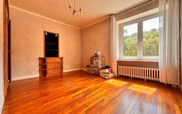 Maison à vendre    6 pièces •  Binic