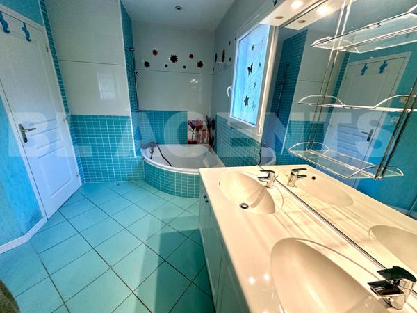 maison/villa 6 pièce(s) 163 m2