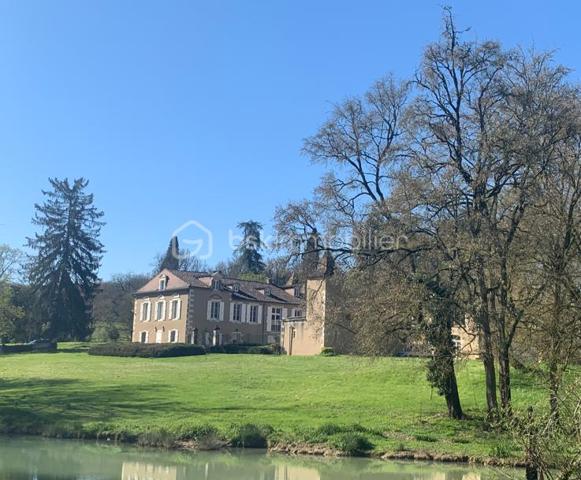 Domaine de 1 200 m²