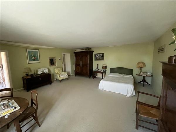 Maison à vendre |  Saint-Martin-lès-Melle |  9 pièces | 333 m²